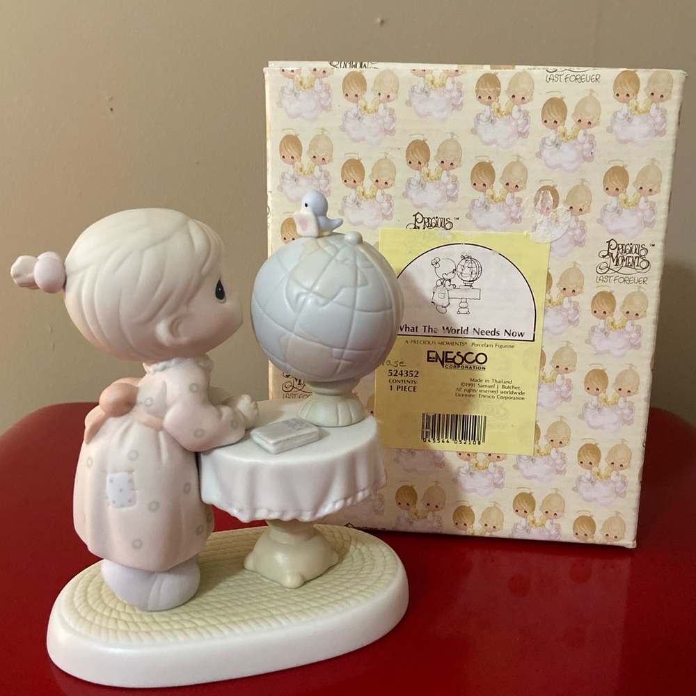 Precious Moments “What The World Needs Now” 1991